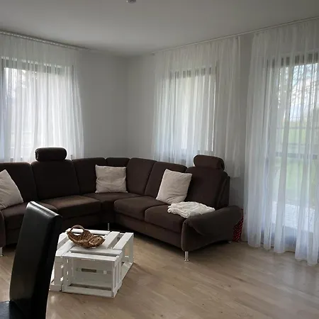 Weingut Sparrmuehle Clarissa Und Werner Manz Gbr * Undenheim